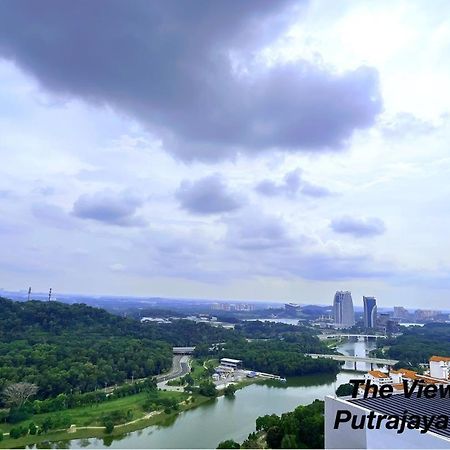 View Of Putrajaya Apartment Exterior photo